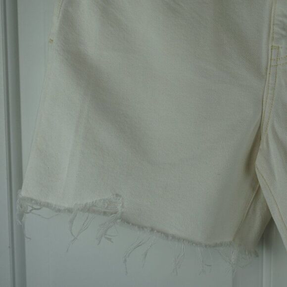 New Etica Skylar Cutoff High Rise Relaxed Denim Shorts in Vintage White size 26 - Picture 6 of 14